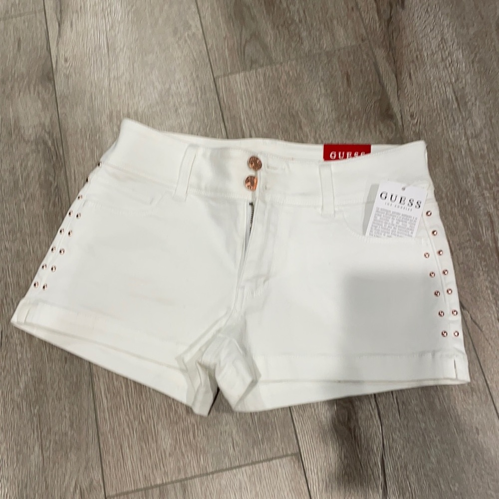 White guess shorts NWT